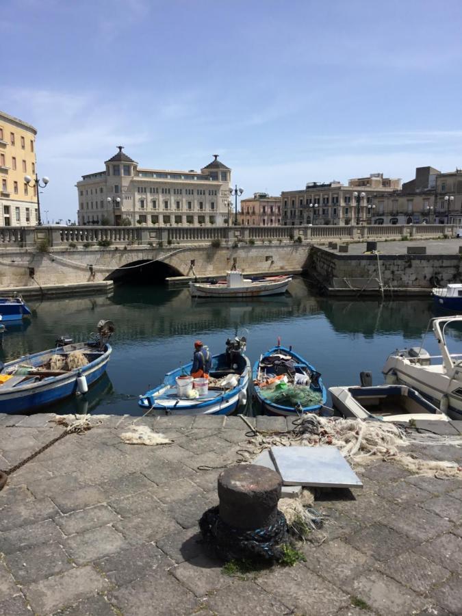 Ortigia Loft Via Malta, 22 Apartment Syracuse Bagian luar foto